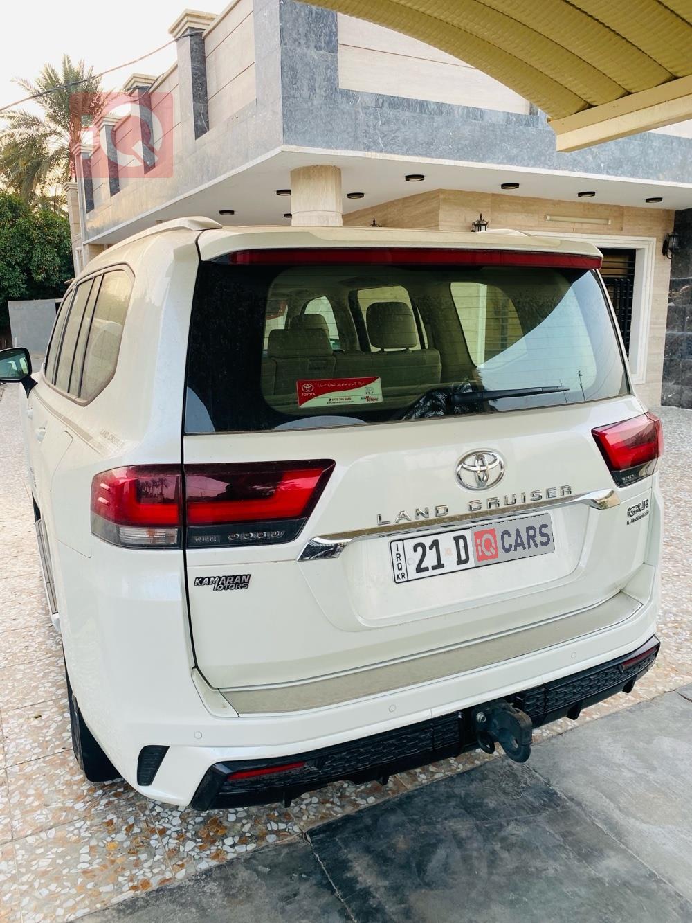 تويوتا لاندكروزر